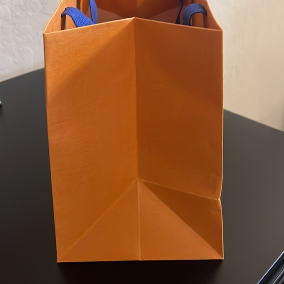 Authentic Louis Vuitton gift bag. New. See pictures for sizing. - Picture 7 of 9
